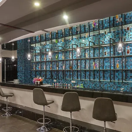 Crown Sunshine Ultra Hotel 5*